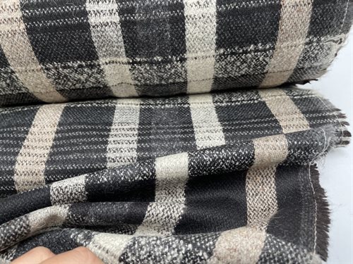 Beklædningsuld - med lækre tern i grå toner